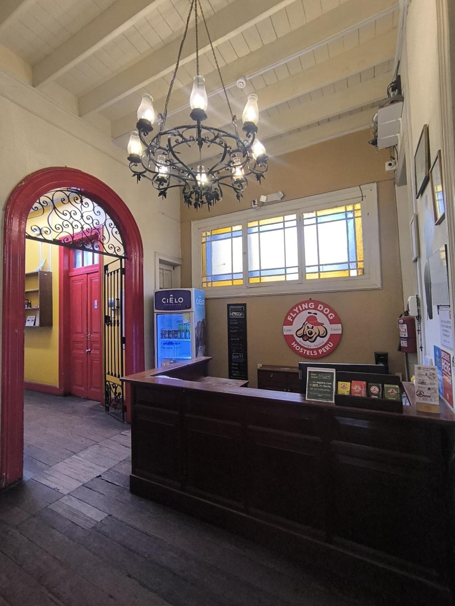 Flying Dog Hostel Lima Dış mekan fotoğraf
